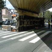 18 Wheeler crashed under the bridge