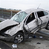 Skoda driver lost control and hit the guard rail