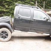 Nissan Navara D40 with broken chassis